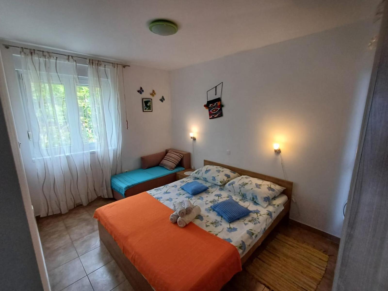 Apartments Cappuccino โปดสตรานา ภายนอก รูปภาพ